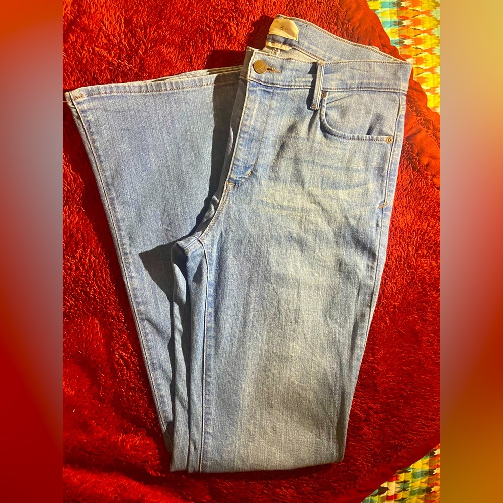 Lou & Grey Flair High Waste Jeans • Size 29